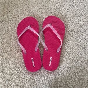 🛑 2/$6 NWT Old Navy Flip Flops Pink Size 3-4 L Swim Spring Beach
